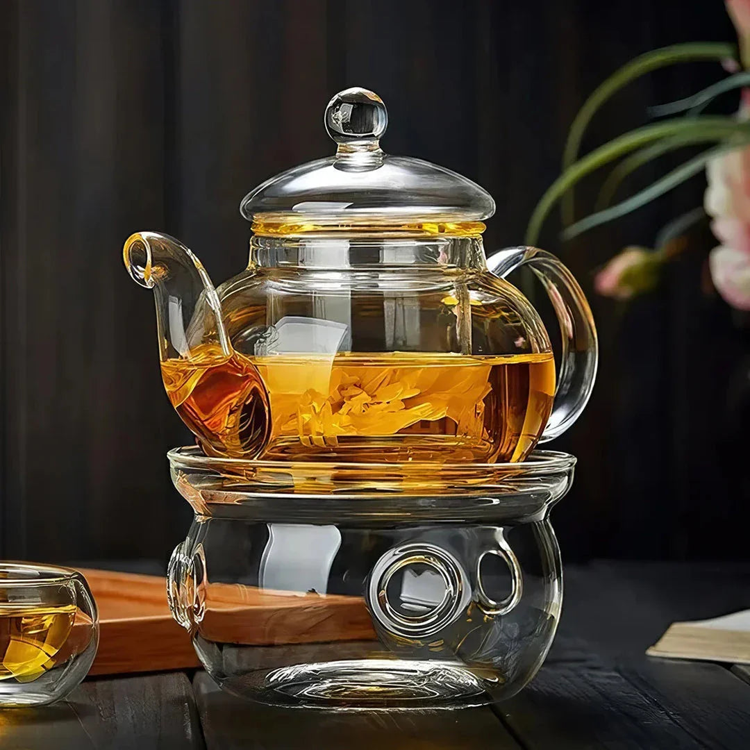 Elegant borosilicate glass flower tea pot with heat-resistant design and crystal clear appearance