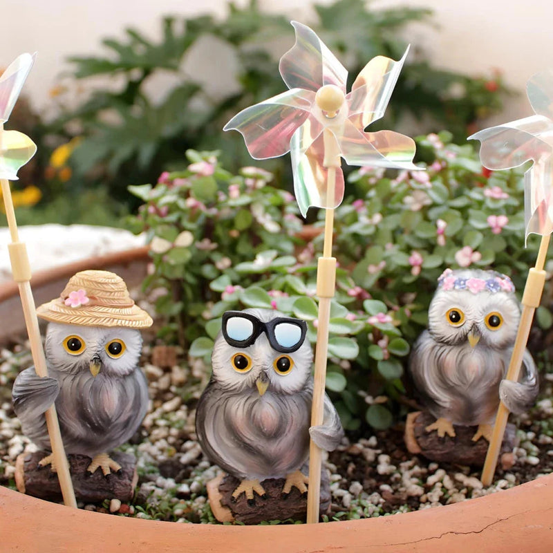 Hhomeenjoy Elegant Owl Decor: Enchanting Resin Ornaments for Any Space