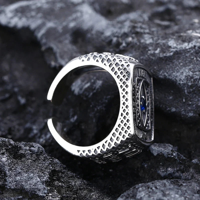 Sophisticated men's 925 sterling silver ring with eye-catching design