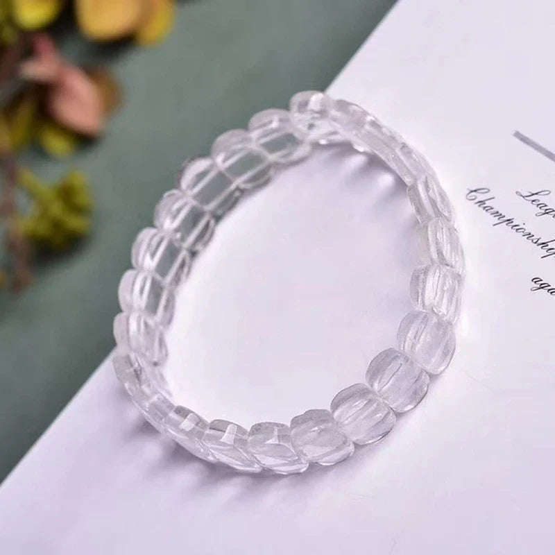 Hhomeenjoy Elegant Natural White Crystal Single Loop Bracelet