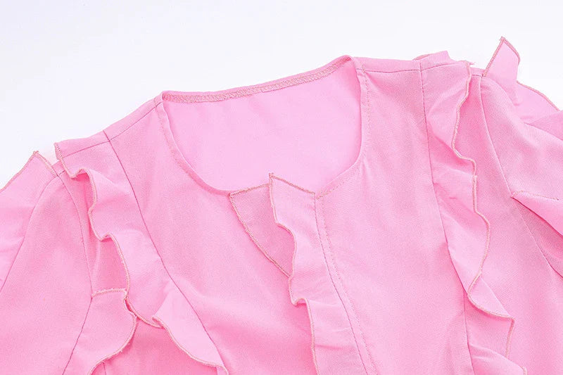 Cute heart-shaped bow tie blouse for girls in pink with ruffled v-neck and slim fit