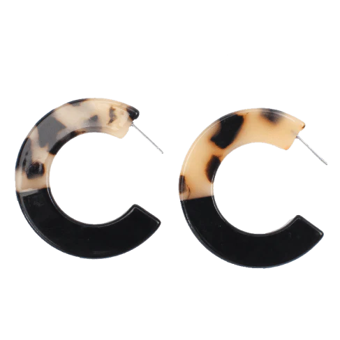 Elegant C-Shaped Acrylic Earrings in Beige and Black Colors - Fashionable Accessory for Any Occasion