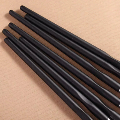 7-Piece Premium Eye Makeup Brush Set with natural goat hair and synthetic fibers for flawless, professional-looking eye makeup.