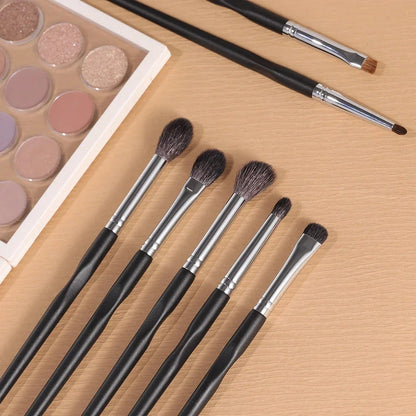 7-Piece Premium Eye Makeup Brush Set with natural goat hair and synthetic fibers for flawless, professional-looking eye makeup.