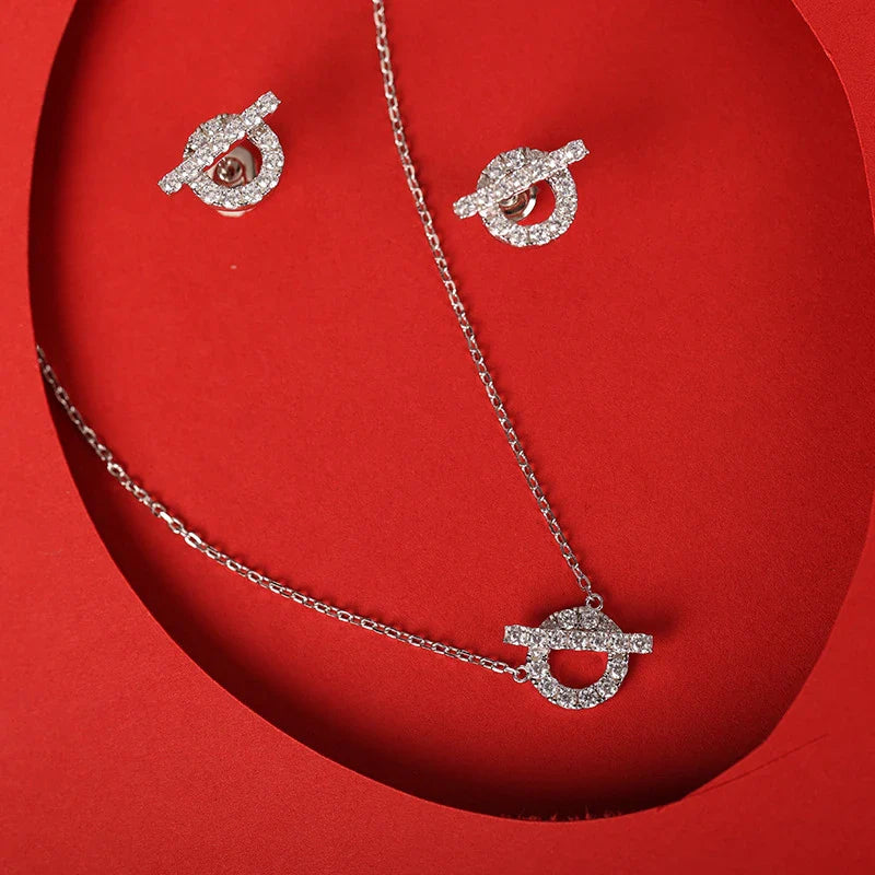 925 Silver Pig Nose Necklace with Gold-Plated Zircon Stones and Adjustable O-Ring Chain
