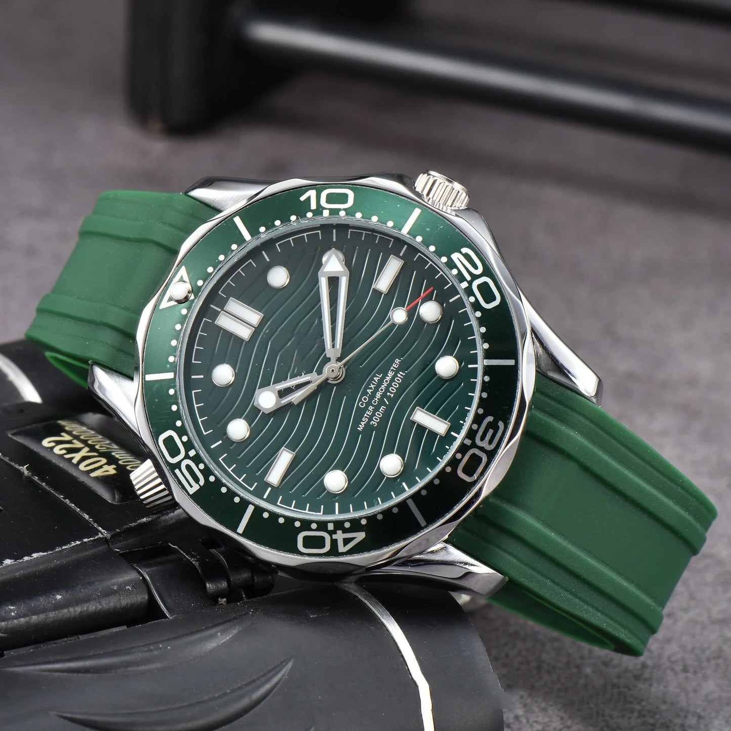 Men's American-Inspired Mechanical Transparent Watch with Stainless Steel Case and Silicone Strap