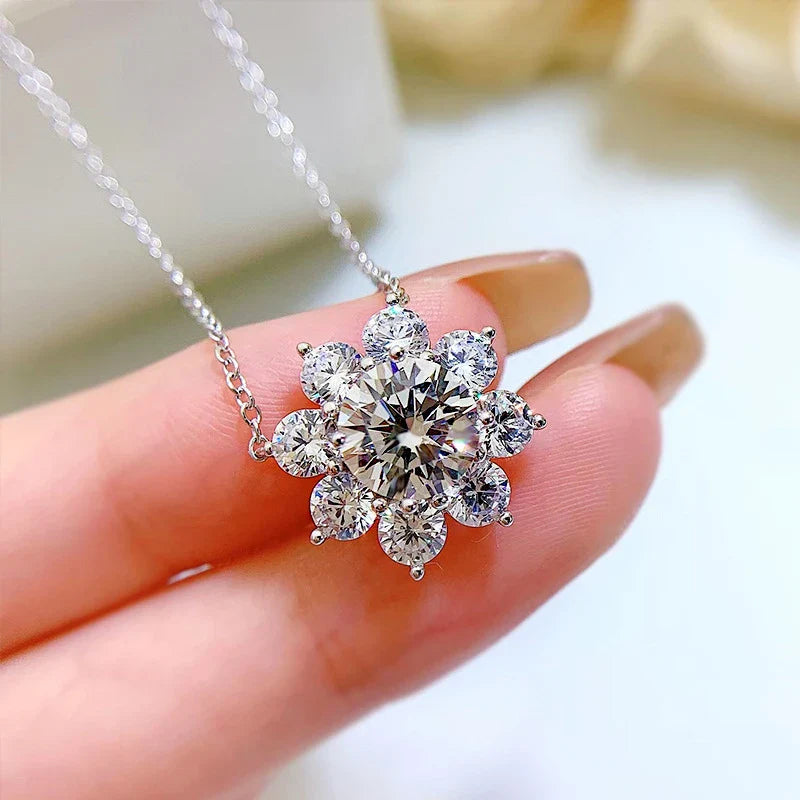 Hhomeenjoy Elegant Sunflower Necklace - Chic American-Inspired Fashion