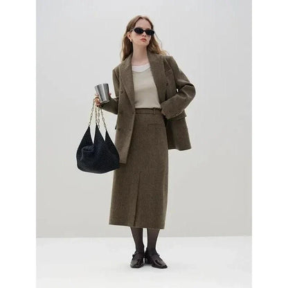 Elegant wool blazer and skirt set for professional women, featuring a chic double-breasted design and a stylish front split skirt