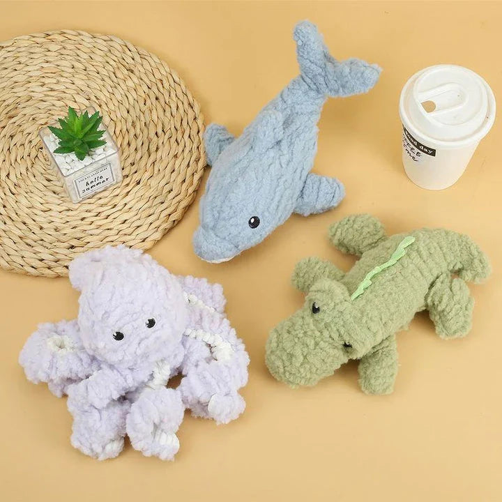 Plush Squeaky Dog Toy in Crocodile, Giraffe, and Elephant Shapes - Durable, Engaging, and Perfect for All Sizes of Dogs