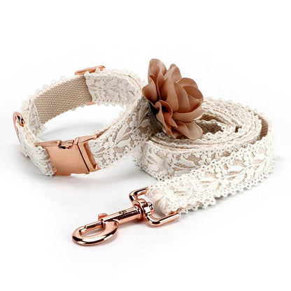Elegant floral dog collar in multiple sizes, featuring a durable nylon construction and adjustable design for a comfortable and stylish fit.