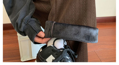 Cozy, plush pants in various colors - including velvet options - designed for warmth and comfort during the winter months