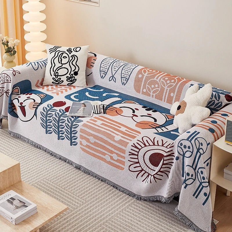 Charming cat-patterned sofa covers in a variety of sizes, adding Nordic-inspired style and comfort to living rooms.