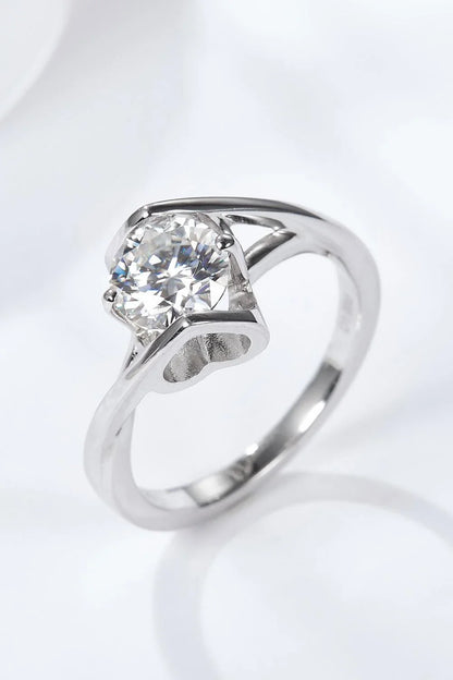 Elegant 1 Carat Moissanite Ring in 925 Sterling Silver, featuring a dazzling center stone and a sleek, minimalist design