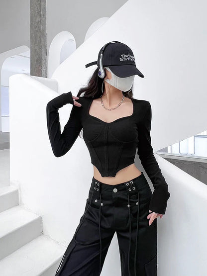 A stylish slim-fit short autumn top with an open waist design, made of premium polyester fabric with long sleeves and a square collar.