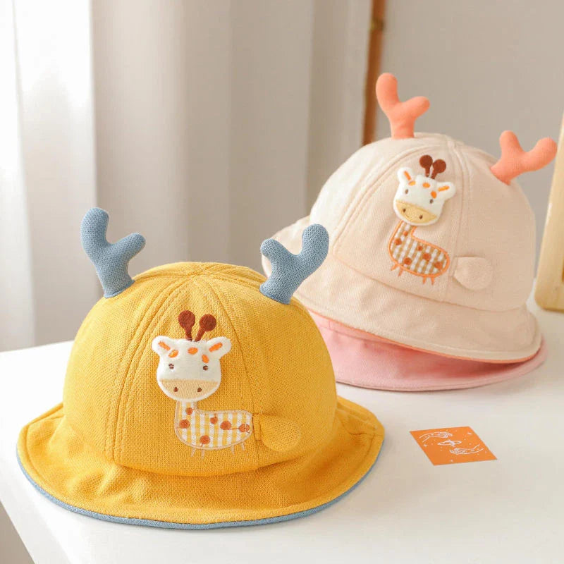 Adorable cartoon animal-themed baby sun hat with ears, providing sun protection and style for infants and toddlers