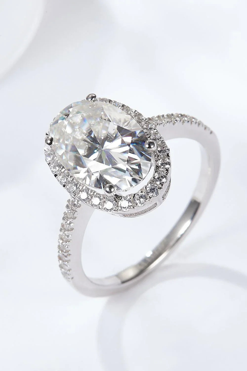 Exquisite 4.5 carat moissanite halo ring in 925 sterling silver with platinum plating