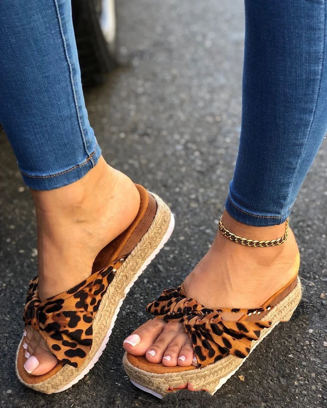 Premium hemp rope platform bow sandals with suede upper and PU sole for stylish and comfortable everyday wear