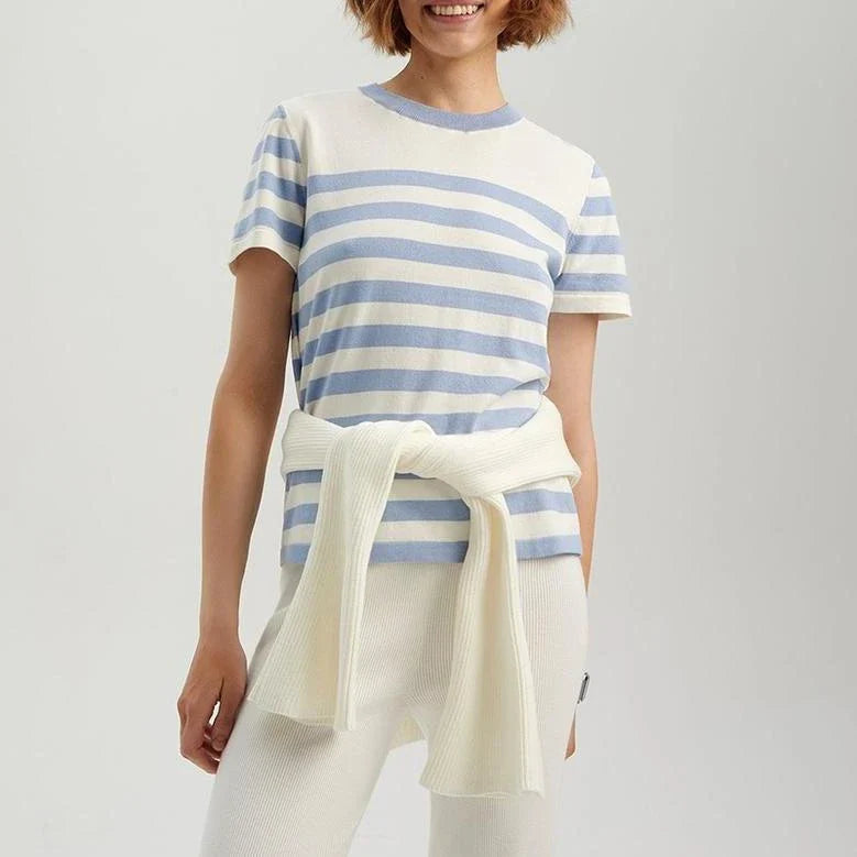 Fashionable striped knit t-shirt with a slim, flattering fit and timeless style