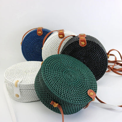 Trendy rattan shoulder bag with a vintage-inspired design, featuring a roomy interior and adjustable strap for versatile use.