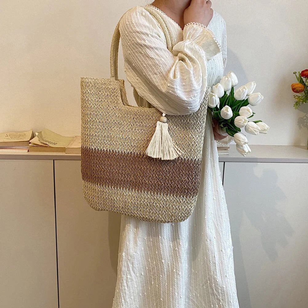 Boho Chic Summer Woven Tote Bag with Tassels - Eco-friendly and Spacious Design for Stylish Summer Adventures