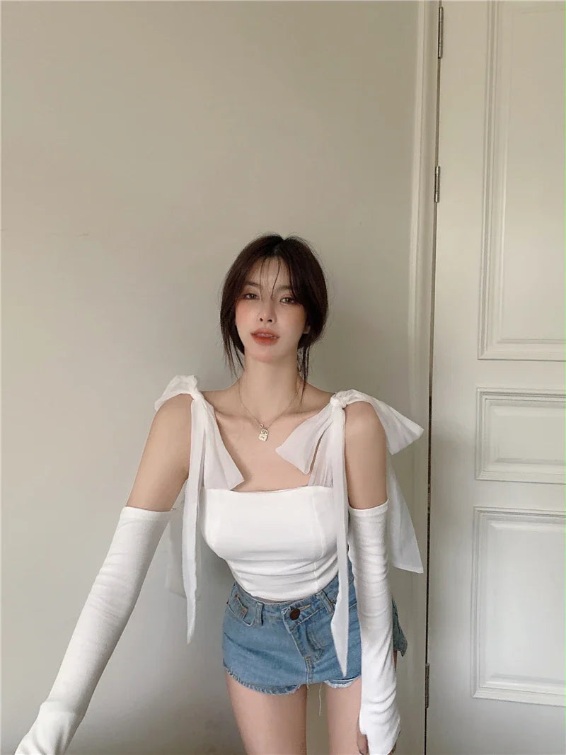 Chic knitted white tank top with bow accent, one size fits all, premium polyester fabric