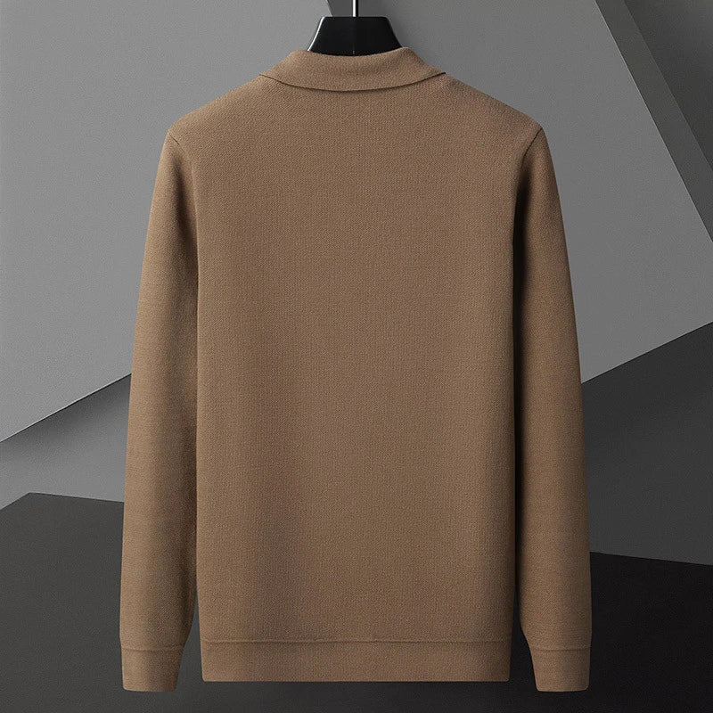 Soft, plush cardigan sweater for men in a variety of colors and sizes, featuring a relaxed bat sleeve design for effortless style and comfort.