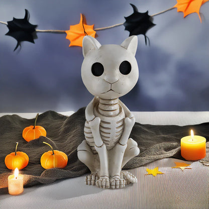 Skeleton Horse Ornament: Detailed resin decoration with a striking skeletal horse design for Halloween decor