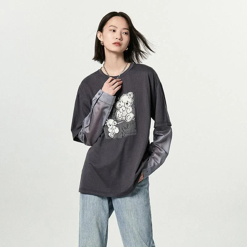 Cozy autumn-inspired cotton tee with bear print and embroidered details for a stylish and comfortable look
