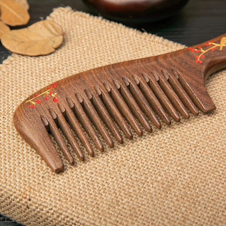 Natural Sandalwood Hair Comb with Ergonomic Design for Frizz Control and Healthy Hair