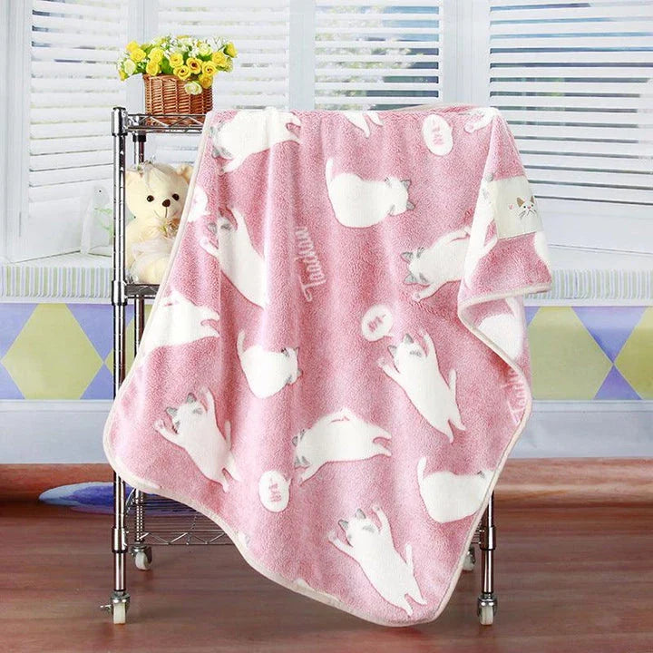Hhomeenjoy Cozy Oversized Fleece Blanket for Home and Pets