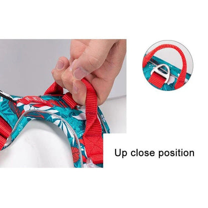 Durable reflective camouflage dog harness with lightweight aviation aluminum buckle for enhanced safety and comfort during outdoor activities