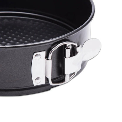 Premium non-stick carbon steel cake baking pan for effortless release and easy cleanup