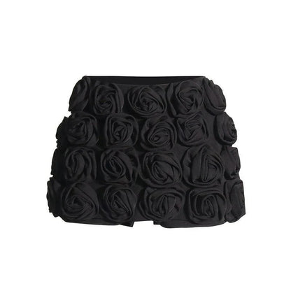 Women's high-waist patchwork applique slimming shorts in red, featuring a flattering silhouette and delicate decorative details