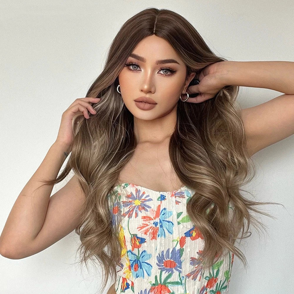 Luxurious gradient gray and brown long curly wig made with domestic silk fibers, suitable for any face shape and skin tone