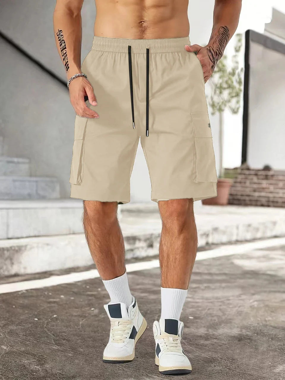 Drawstring waist men's workwear shorts with multiple pockets in various colors