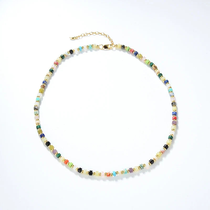 Luxurious multi-gem turquoise and Shoushan stone necklace with a classic round bead chain design