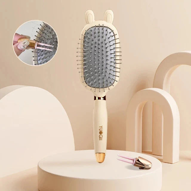 Portable heart-shaped scalp massage comb with airbag feature for curly hair and antistatic design