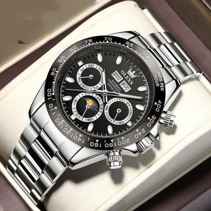 Elegant automatic men's watch with stainless steel case and adjustable bracelet, showcasing precise timekeeping and versatile design.