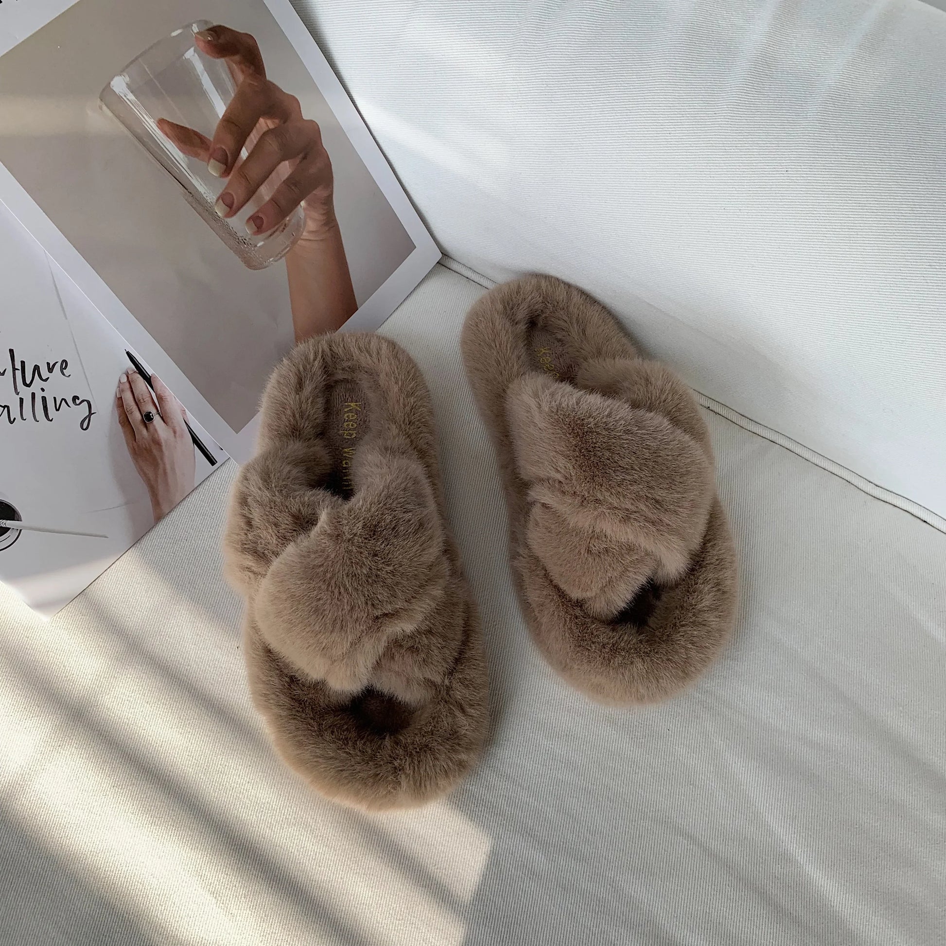 Cozy and stylish hairy slippers for fashionable women, available in multiple color options