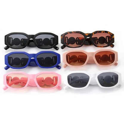 Chic Rectangle UV400 Sunglasses with Polycarbonate Frame and Anti-Reflective Gradient Lenses for Stylish Eye Protection