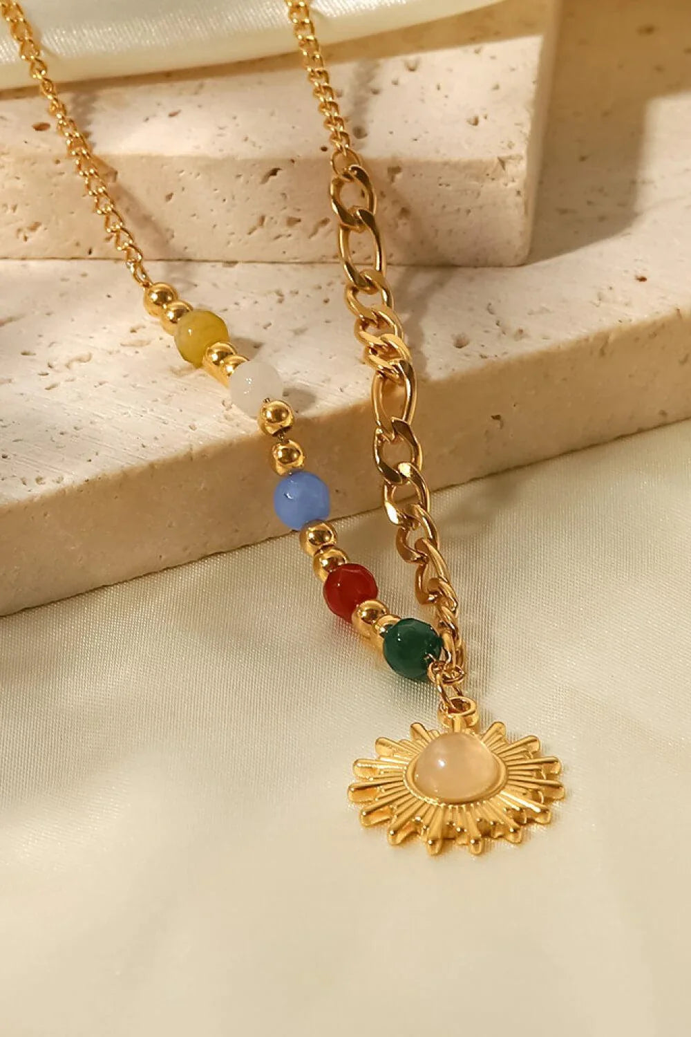 Radiant Opal Sun Pendant Necklace - Premium Titanium Steel Necklace with Captivating Opal-Infused Sun Pendant