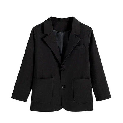 A stylish, casual jacket for men made of premium polyester fabric for year-round comfort and versatility