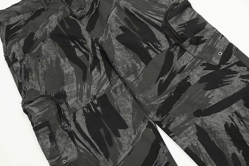 Graffiti camouflage print straight-leg jeans with a high-waist design for a flattering, comfortable fit