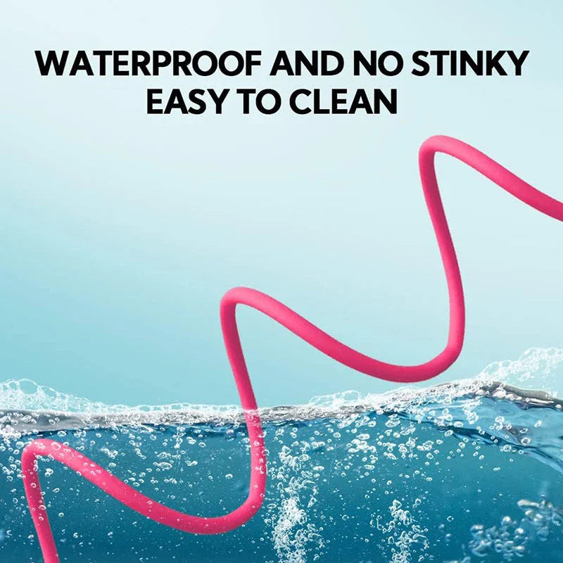 Rugged waterproof dog training leash in various lengths, perfect for outdoor adventures with your furry friend.