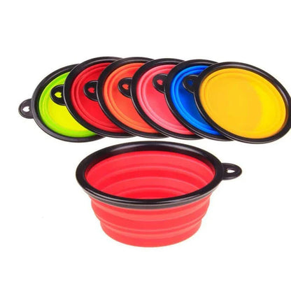 Foldable, colorful pet bowls made of durable silica gel with a generous 350ml capacity for food and water