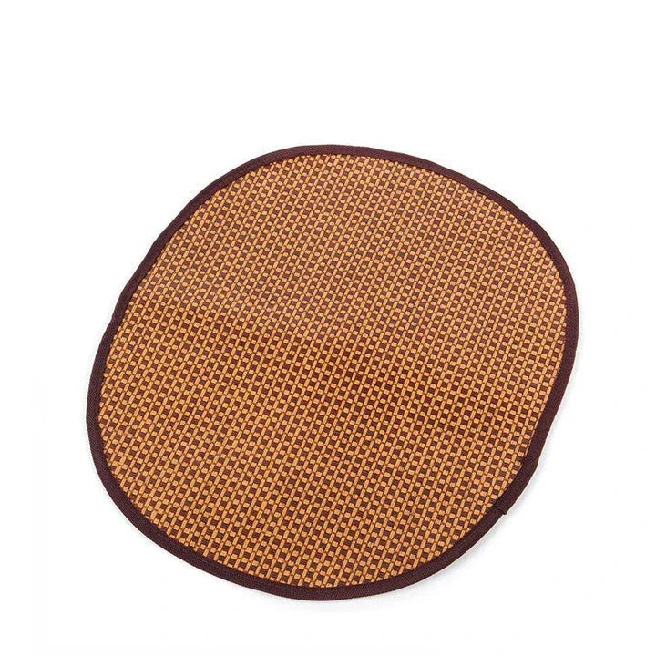 Anti-Slip Comfortable Pet Mat in various sizes and colors, providing a soft, cushioned surface for pets to relax and rest comfortably.