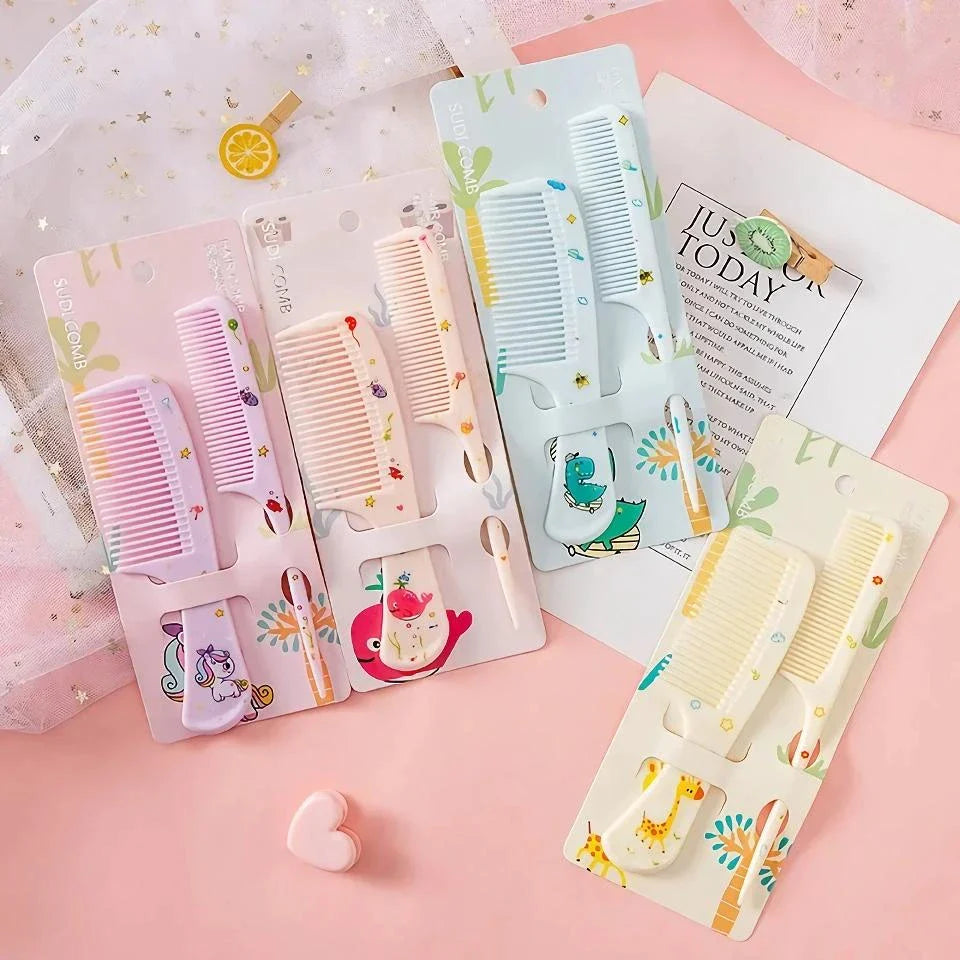 Adorable green animal-themed kids hairstyling comb set with fine-toothed and pointed tail combs