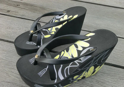 Stylish non-slip beach heels for women, featuring a super high 11cm heel and a variety of color options