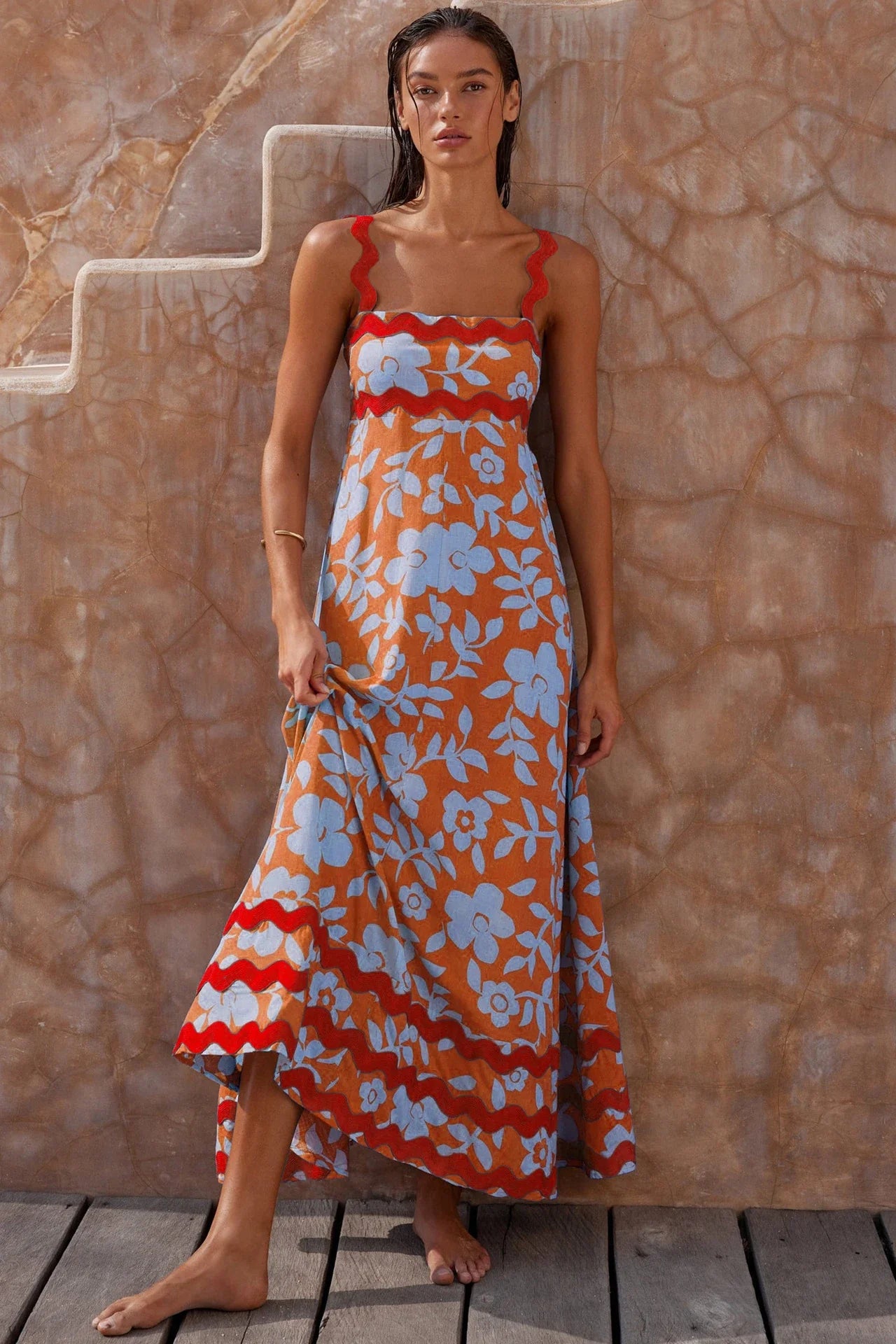 Floral Print Wavy Dress for Women - Stylish A-Line Beach Fashion with Vibrant Floral Pattern