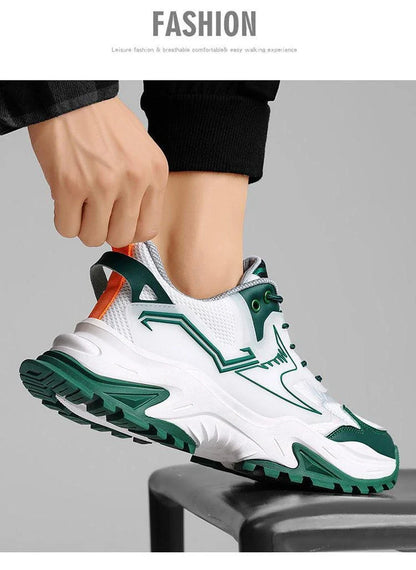 Fashionable and breathable casual sneakers with a sleek design, suitable for students and professionals.